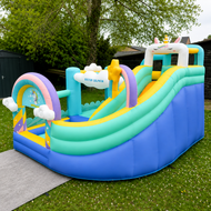 Mini springkasteel met glijbaan